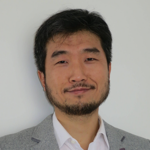 Photo of Dr. Shi Cao